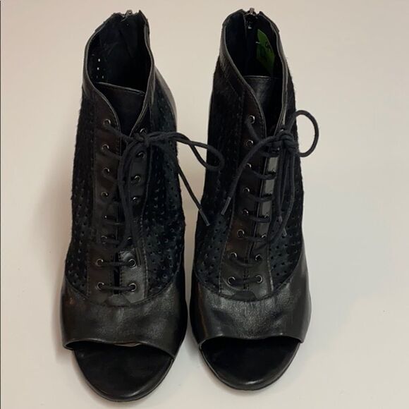 French Connection Quinnie Peep-Toe Leather booties A4 - Picture 2 of 6